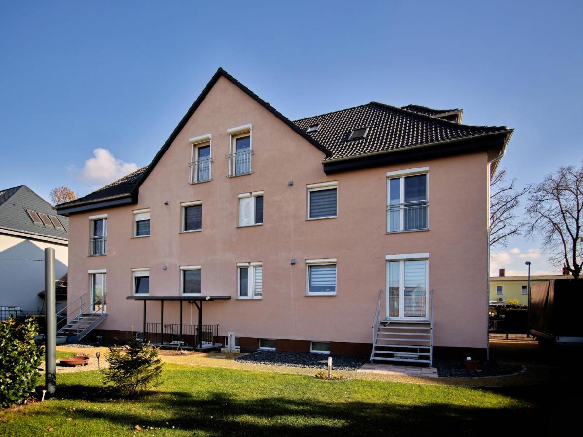 Gäste- und Ferienwohnung in der Sportstadt Riesa Exterior foto